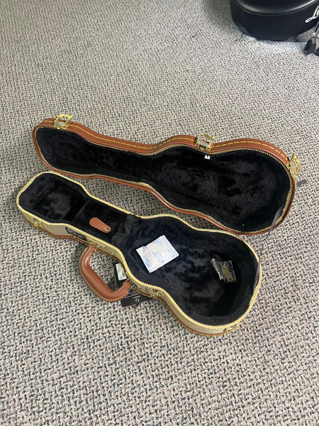 Stagg Ukulele Soprano Gold Tweed Deluxe Hardshell Case GCX-UKS GD