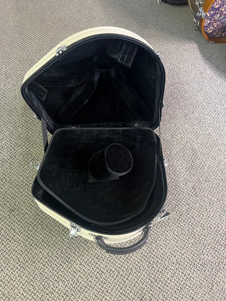 Eastman EFH682 Intermediate Double French Horn - Gold Brass Bell w/Case