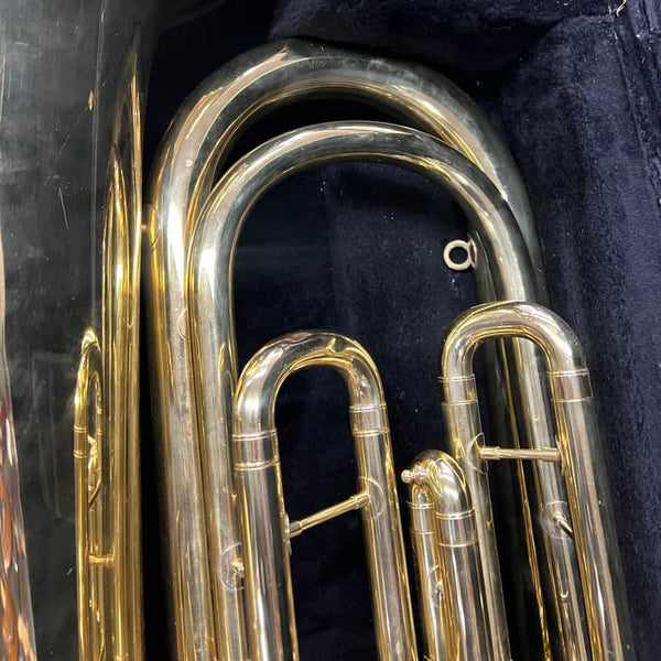 King 1135 Tuba 3 Valve w/Case