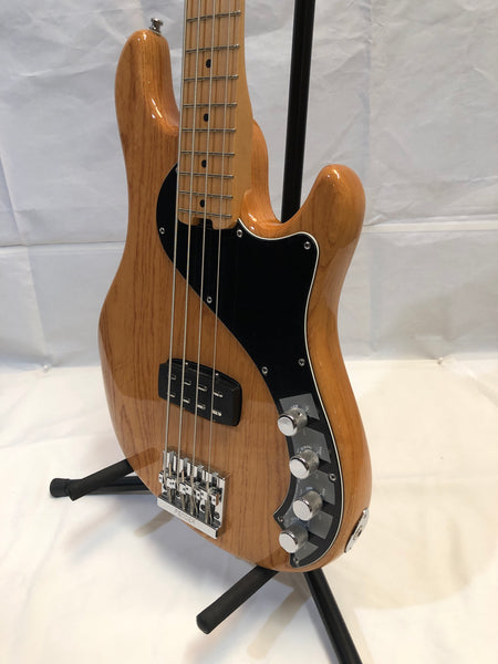 Fender American Deluxe Dimension Bass Maple Fingerboard Natural